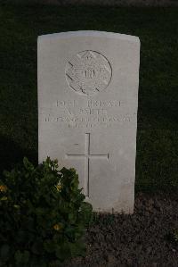 Coxyde Military Cemetery - Smith, Alexander