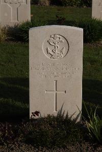 Coxyde Military Cemetery - Sole, James Robert