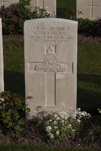 Coxyde Military Cemetery - Statham, George