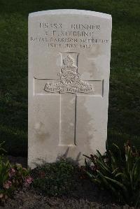 Coxyde Military Cemetery - Stebbing, E F