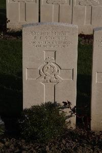 Coxyde Military Cemetery - Stocker, Thomas James