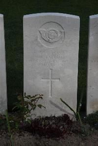 Coxyde Military Cemetery - Talbot, Henry