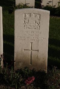 Coxyde Military Cemetery - Taylor, James