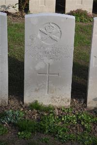 Coxyde Military Cemetery - Taylor, John