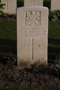 Coxyde Military Cemetery - Taylor, William McGarry