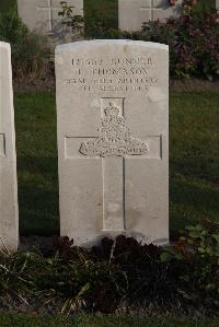 Coxyde Military Cemetery - Thomason, Thomas