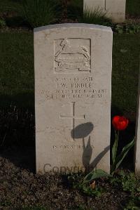 Coxyde Military Cemetery - Tindle, John William