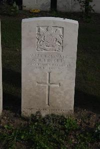 Coxyde Military Cemetery - Tippetts, William Herbert