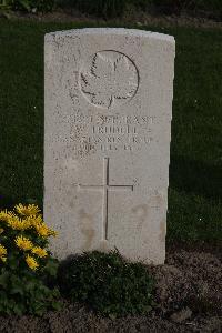 Coxyde Military Cemetery - Trudell, W