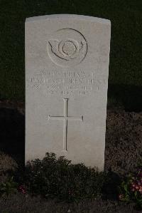 Coxyde Military Cemetery - Turner, Charles Gledden