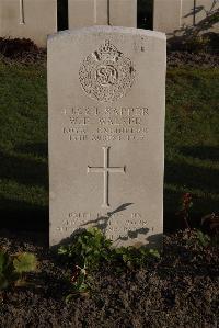 Coxyde Military Cemetery - Walker, William Edgar