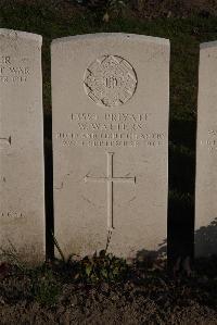 Coxyde Military Cemetery - Watters, W