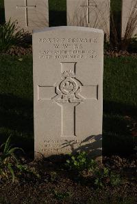 Coxyde Military Cemetery - Webb, W