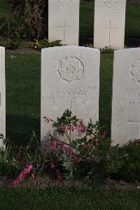 Coxyde Military Cemetery - Whitaker, Frederick Bernard