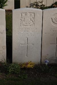 Coxyde Military Cemetery - Whitehurst, Charles