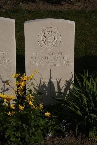 Coxyde Military Cemetery - Whittaker, P E