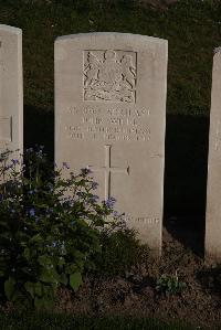 Coxyde Military Cemetery - Wilde, John