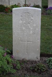 Coxyde Military Cemetery - Wills, John Henderson