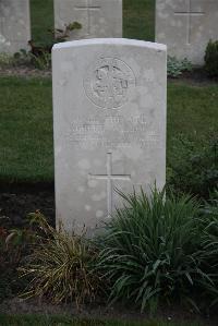 Coxyde Military Cemetery - Wilson, Albert