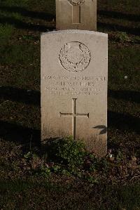 Coxyde Military Cemetery - Withers, John Henry