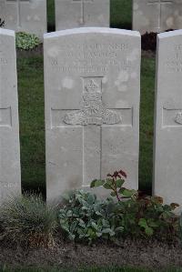 Coxyde Military Cemetery - Wood, Gilbert Henry