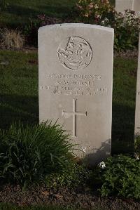 Coxyde Military Cemetery - Woodall, Alfred