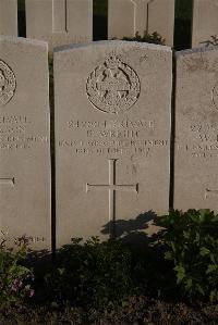 Coxyde Military Cemetery - Wright, E