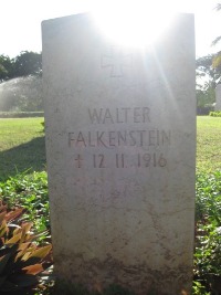 Dar Es Salaam War Cemetery - Falkenstein, Walter