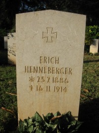 Dar Es Salaam War Cemetery - Hochstetter, Egen