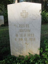 Dar Es Salaam War Cemetery - Jensen, Peter