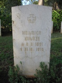 Dar Es Salaam War Cemetery - Kuntze, Heinrich