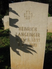 Dar Es Salaam War Cemetery - Langfinger, Heinrich