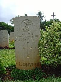 Dar Es Salaam War Cemetery - Rolls, Reginald John