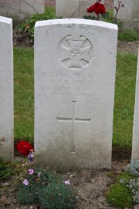 St. Hilaire Cemetery Frevent - Barrell, R P