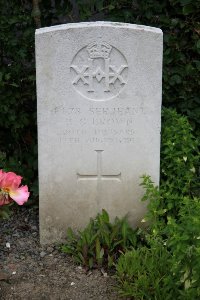 St. Hilaire Cemetery Frevent - Brown, H G