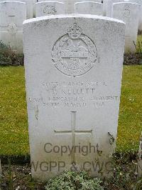 St. Hilaire Cemetery Frevent - Kellett, P