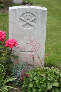 St. Hilaire Cemetery Frevent - Lake, T H