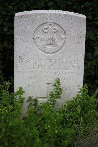 St. Hilaire Cemetery Frevent - Miller, William Hugh