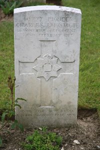 St. Hilaire Cemetery Frevent - Montague, Charles Jeffery