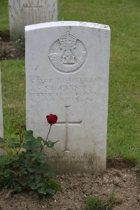 St. Hilaire Cemetery Frevent - Parsons, Arthur Oscar