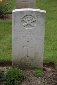 St. Hilaire Cemetery Frevent - Robertshaw, William Coultas