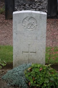 St. Hilaire Cemetery Frevent - Russell, J