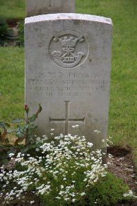 St. Hilaire Cemetery Frevent - Watts, Stanley William