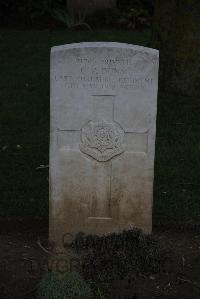 Englebelmer Communal Cemetery Extension - Dunn, Charles Percy