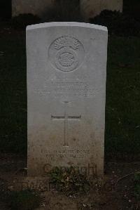 Englebelmer Communal Cemetery Extension - Edwards, James Joseph