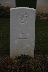 Englebelmer Communal Cemetery Extension - Haggas, Walter