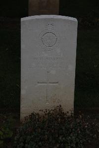 Englebelmer Communal Cemetery Extension - Martin, William Wesley