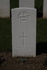 Ypres Reservoir Cemetery - Allan, W G