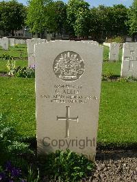 Ypres Reservoir Cemetery - Ambler, James Wawn