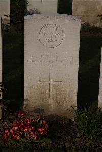 Ypres Reservoir Cemetery - Arthur, T C